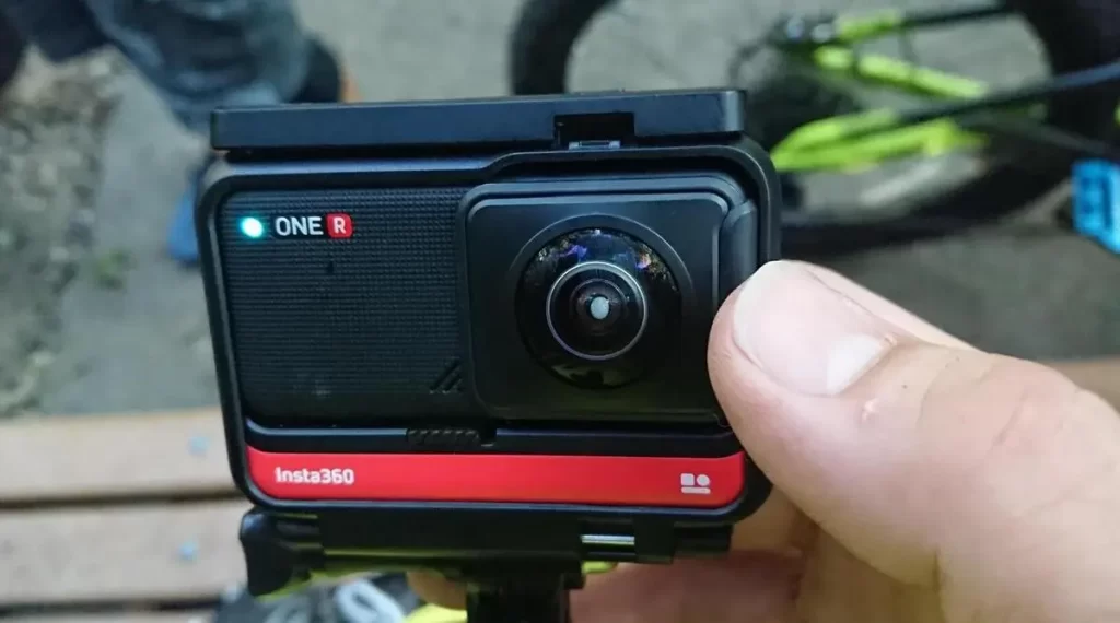 High Performance Action Cameras: Insta360 One R